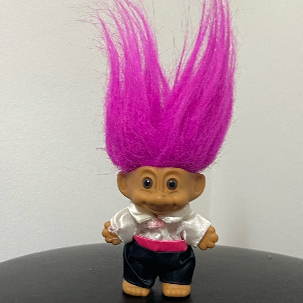 Vintage Russ troll doll